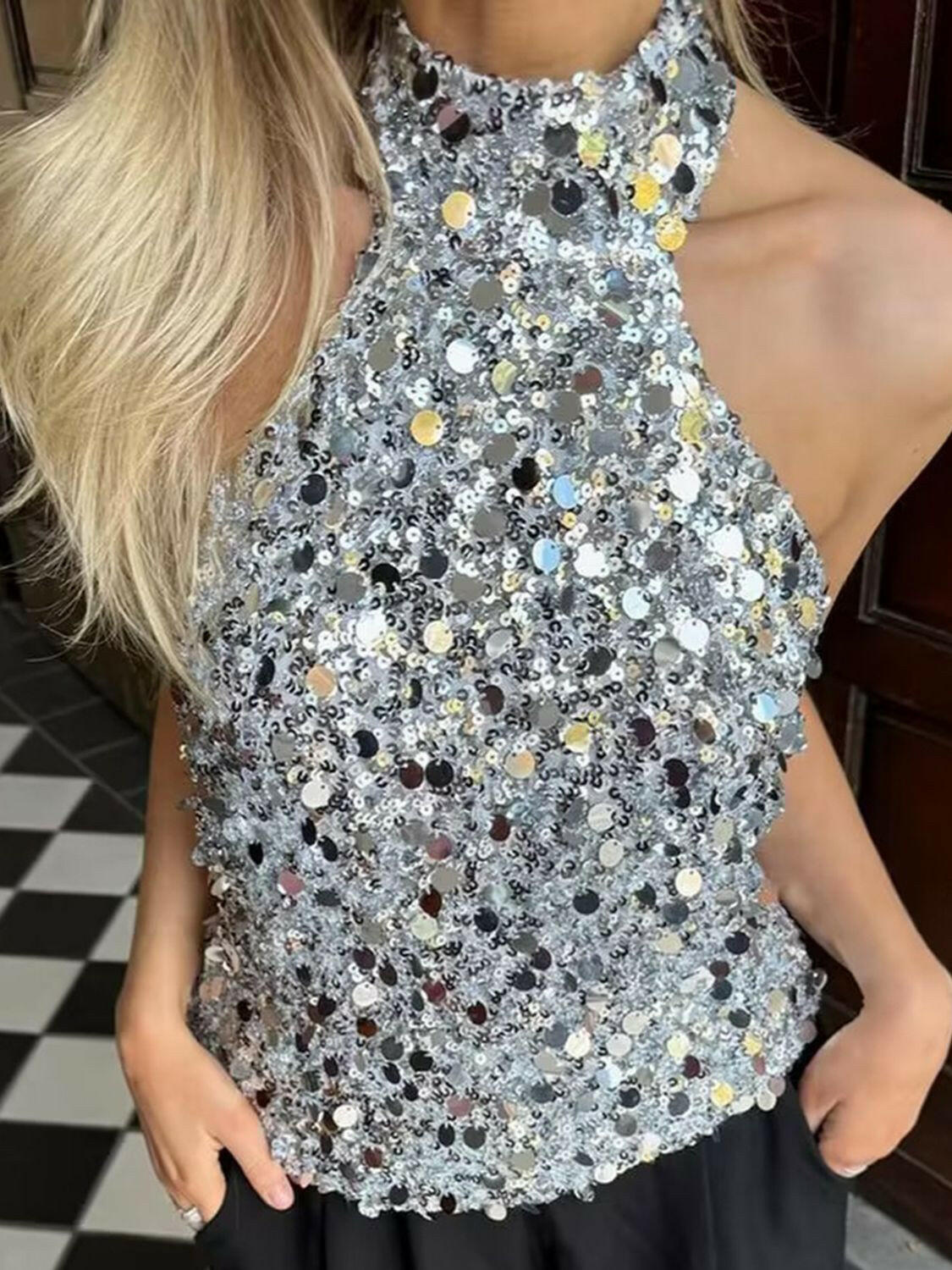 Glamorous Devine Halter Neck Sequin Top - Chic Sparkle for Special Occasions - Nikki's Boutique